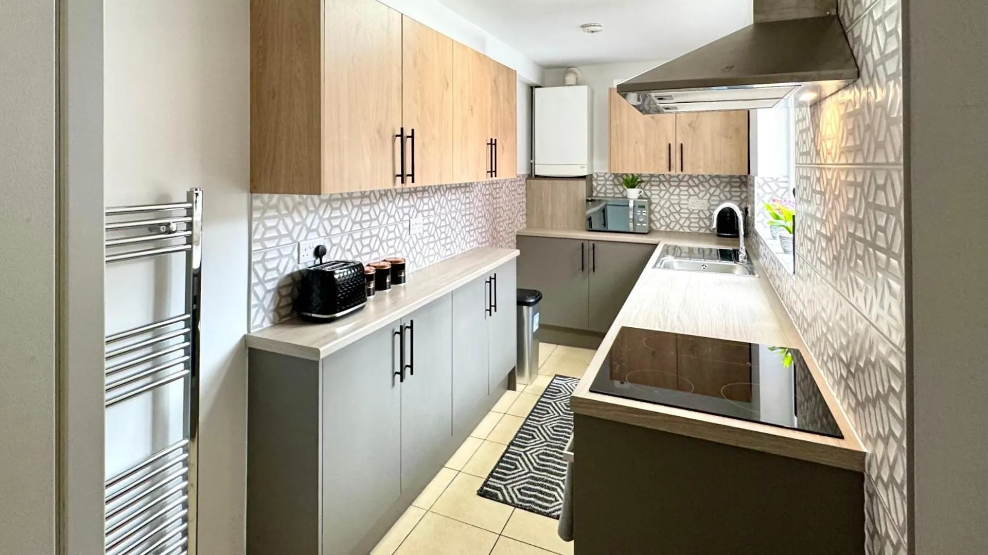 Spacious Stay For 8 Work Trips Or Breaks Parking Nottingham 0*,  Verenigd Koninkrijk