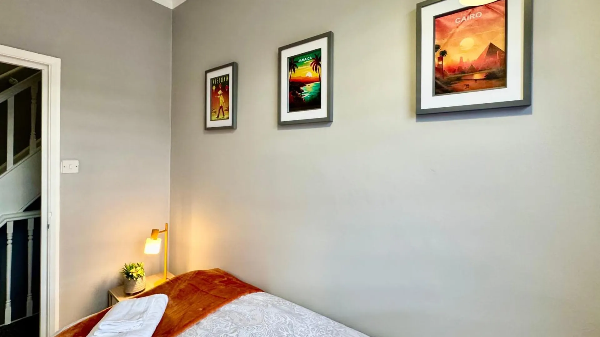 Vakantiehuis Spacious Stay For 8 Work Trips Or Breaks Parking Nottingham